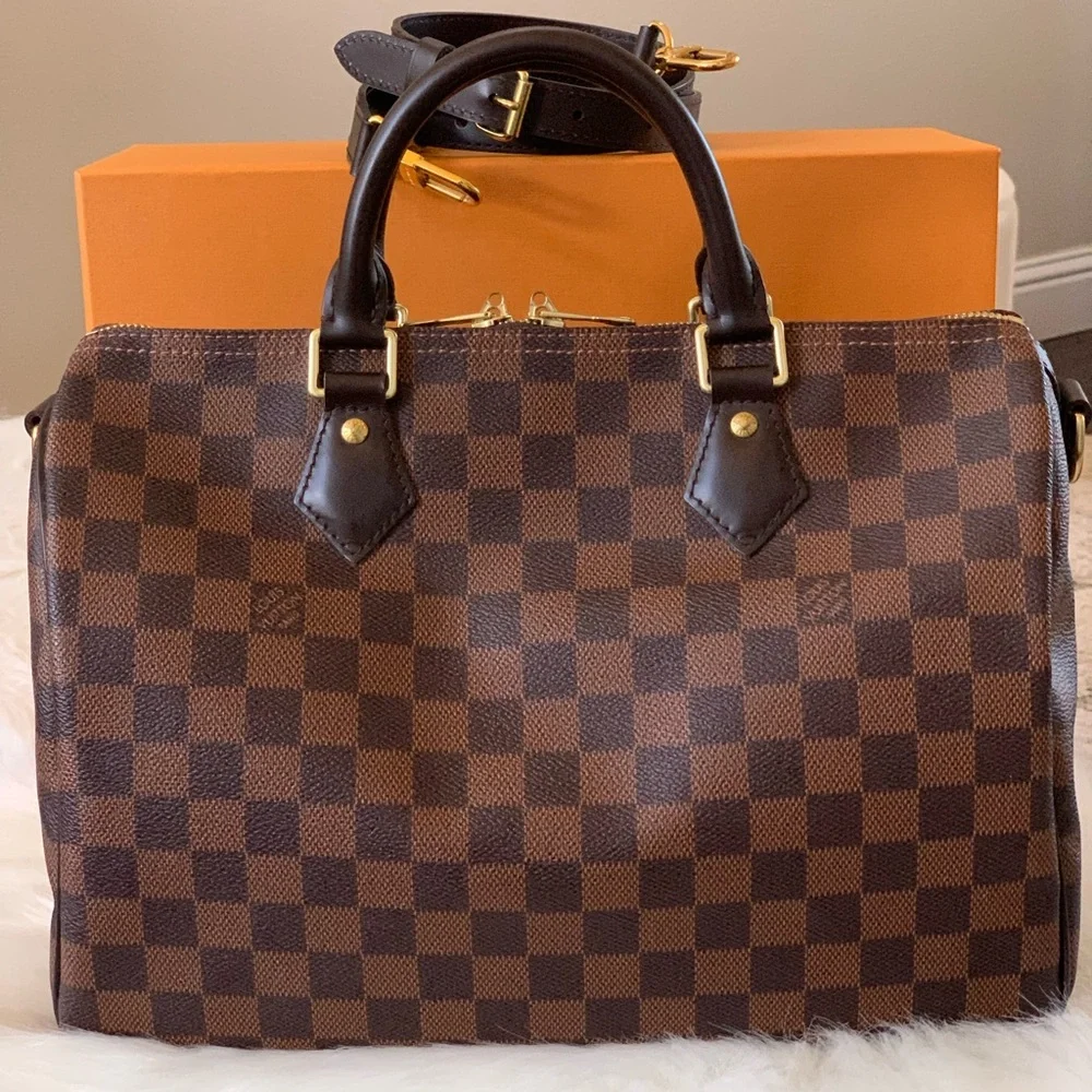 Louis Vuitton 𝐒𝐩𝐞𝐞𝐝𝐲 𝐁𝐚𝐧𝐝𝐨𝐮𝐥𝐢𝐞𝐫𝐞 30 Damier 𝐄𝐛𝐞𝐧𝐞